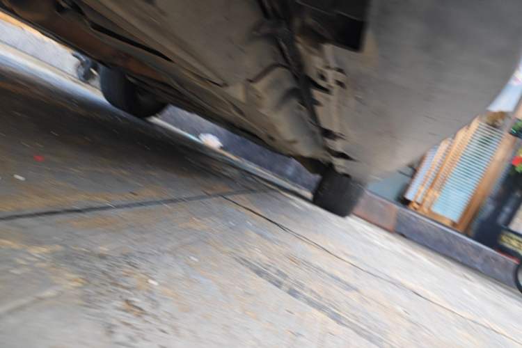 Used Mercedes-Benz M-Class 2015 ML 320 4MATIC Chassis Rear Right