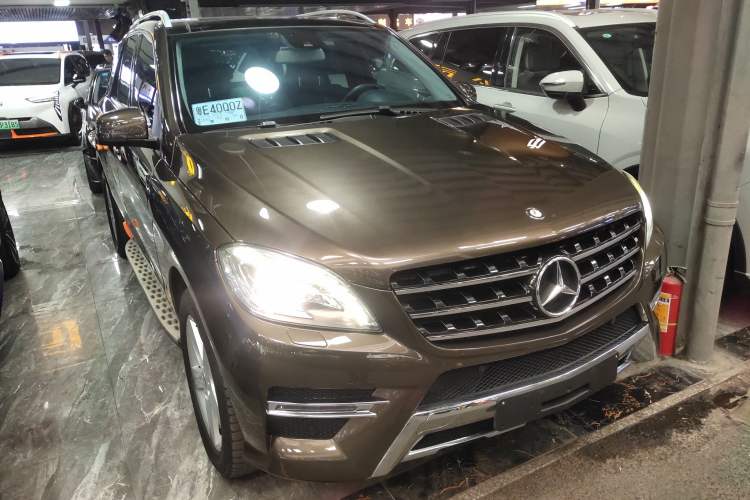 Used Mercedes-Benz M-Class 2015 ML 400 4MATIC Dynamic Model Exterior 1