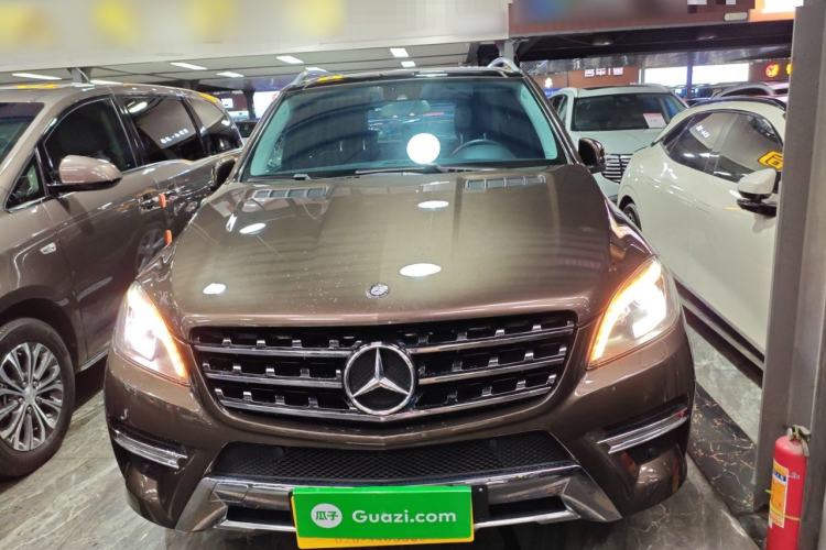 Used Mercedes-Benz M-Class 2015 ML 400 4MATIC Dynamic Model Front