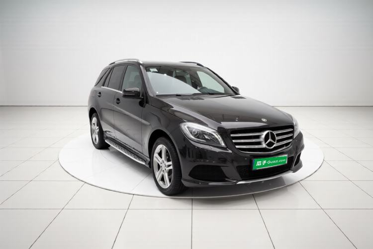 Used Mercedes-Benz M-Class 2015 ML 320 4MATIC Front Right 45 Deg
