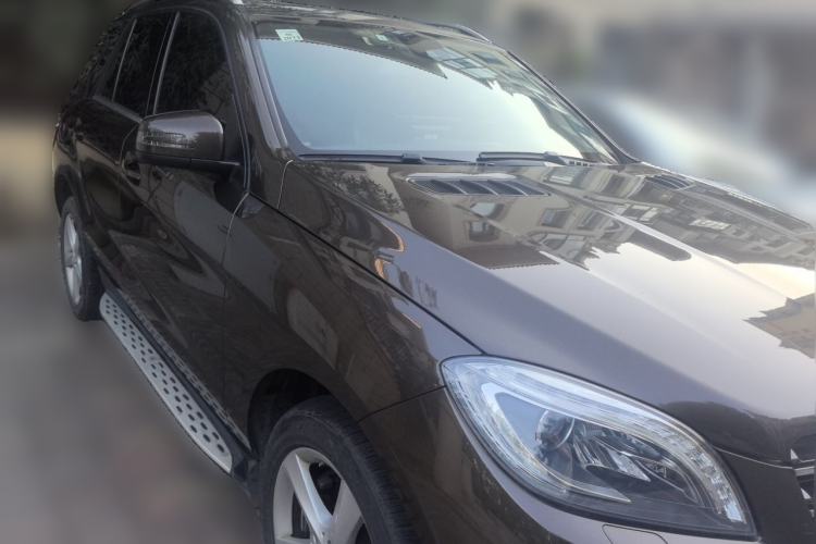 Used Mercedes-Benz M-Class 2015 ML 320 4MATIC Front Right 45 Deg