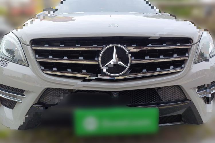 Used Mercedes-Benz M-Class 2015 ML 400 4MATIC Luxury Model Front