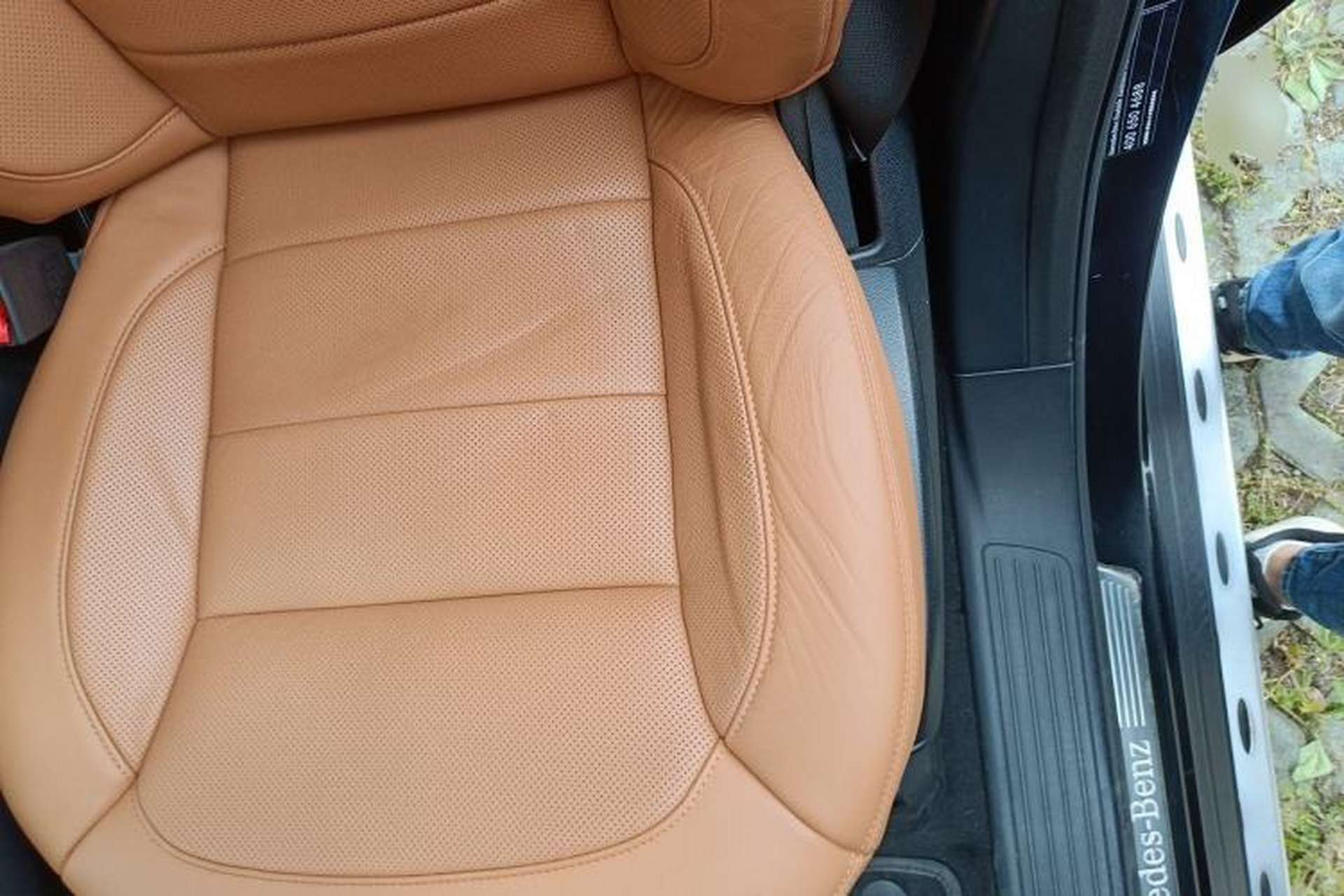 Used Mercedes-Benz M-Class 2015 ML 400 4MATIC Luxury Model Left Front Seat