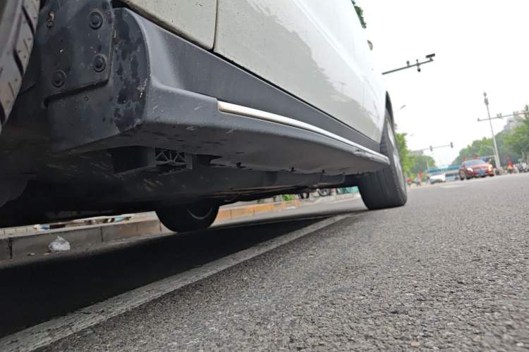 Used Mercedes-Benz M-Class 2015 ML 400 4MATIC Luxury Model Chassis Front Left