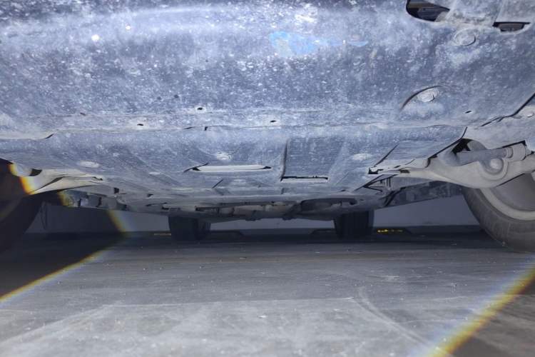 Used Mercedes-Benz M-Class 2015 ML 400 4MATIC Luxury Model Chassis Front