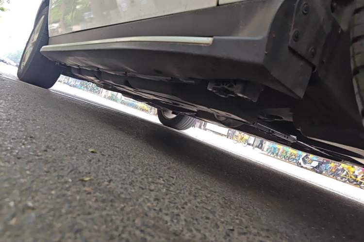 Used Mercedes-Benz M-Class 2015 ML 400 4MATIC Luxury Model Chassis Front Right