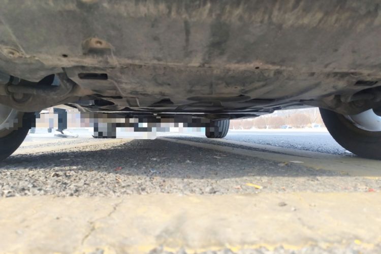 Used Mercedes-Benz M-Class 2015 ML 320 4MATIC Chassis Front