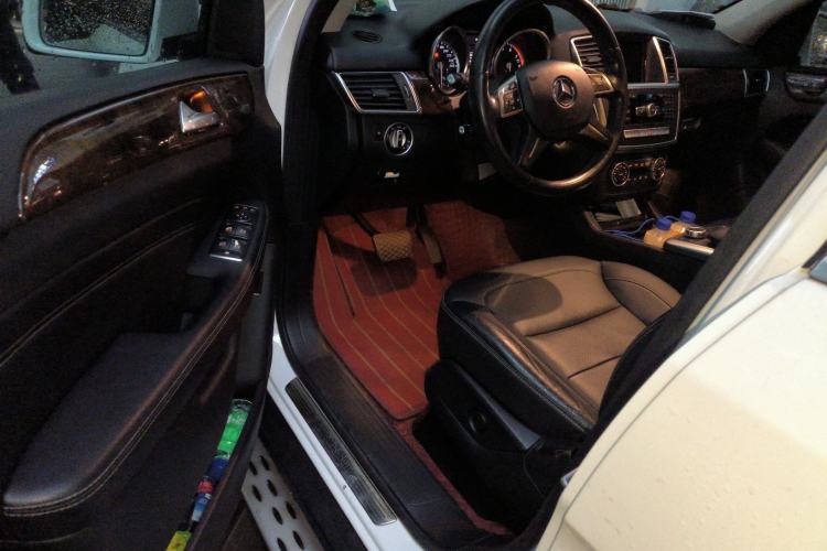 Used Mercedes-Benz M-Class 2015 ML 400 4MATIC Dynamic Model Driver Seat