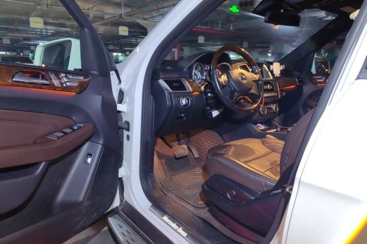 Used Mercedes-Benz M-Class 2015 ML 400 4MATIC Luxury Model Driver Seat