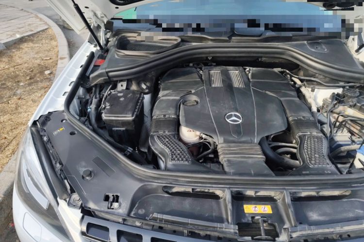 Used Mercedes-Benz M-Class 2015 ML 320 4MATIC Engine Bay Right