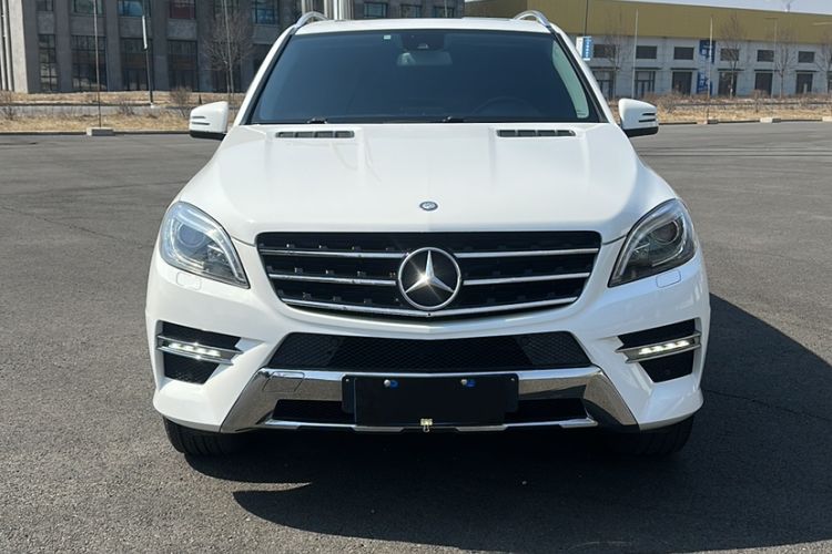 Used Mercedes-Benz M-Class 2015 ML 320 4MATIC Exterior 1