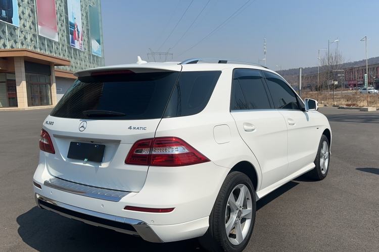 Used Mercedes-Benz M-Class 2015 ML 320 4MATIC Exterior 6