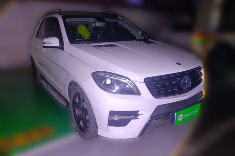 Used Mercedes-Benz M-Class 2015 ML 400 4MATIC Dynamic Model Front Right 45 Deg