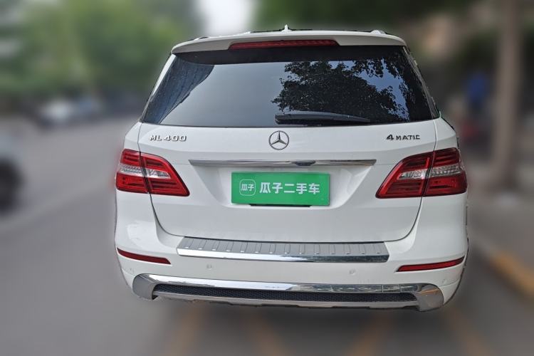 Used Mercedes-Benz M-Class 2015 ML 400 4MATIC Luxury Model Rear