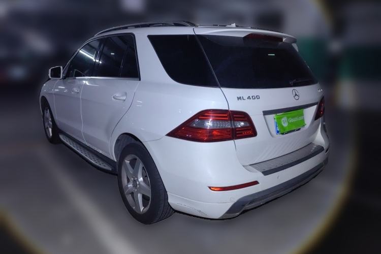 Used Mercedes-Benz M-Class 2015 ML 400 4MATIC Luxury Model Rear Left 45 Deg