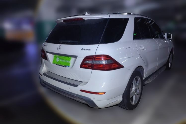Used Mercedes-Benz M-Class 2015 ML 400 4MATIC Luxury Model Rear Right 45 Deg