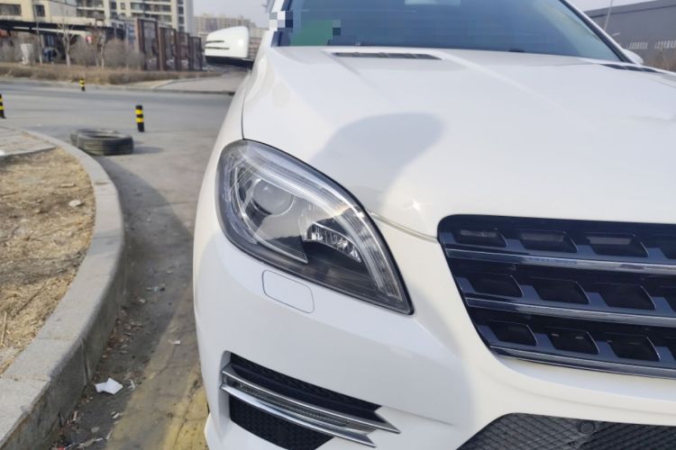 Used Mercedes-Benz M-Class 2015 ML 320 4MATIC Right Front Headlight