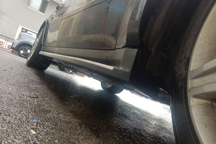 Used Mercedes-Benz M-Class AMG 2011 AMG ML 63 Chassis Front Right