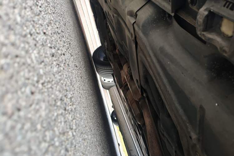 Used Mercedes-Benz M-Class AMG 2011 AMG ML 63 Chassis Rear Left