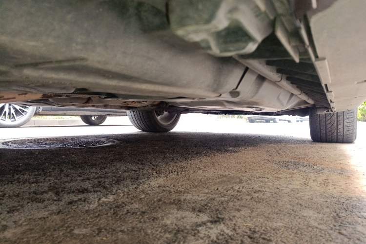 Used Mercedes-Benz M-Class AMG 2011 AMG ML 63 Chassis Rear Right