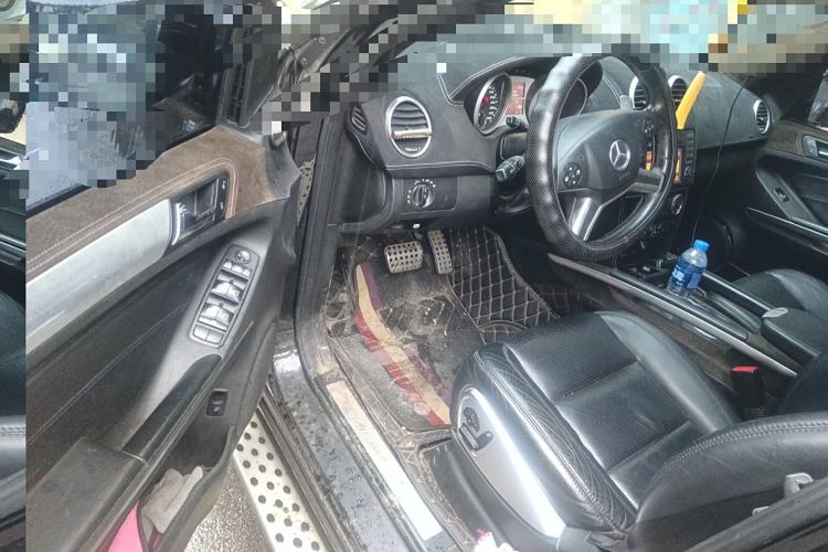 Used Mercedes-Benz M-Class AMG 2011 AMG ML 63 Driver Seat