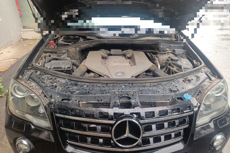 Used Mercedes-Benz M-Class AMG 2011 AMG ML 63 Engine Bay