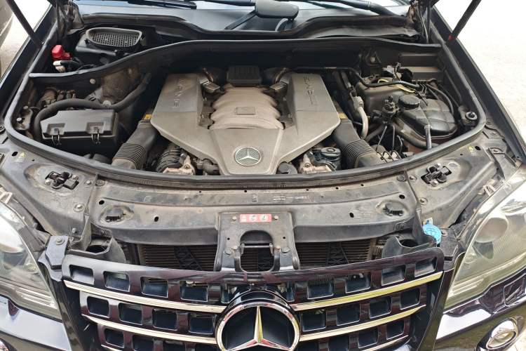 Used Mercedes-Benz M-Class AMG 2011 AMG ML 63 Engine Bay