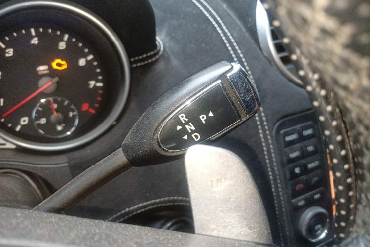Used Mercedes-Benz M-Class AMG 2011 AMG ML 63 Gear Lever