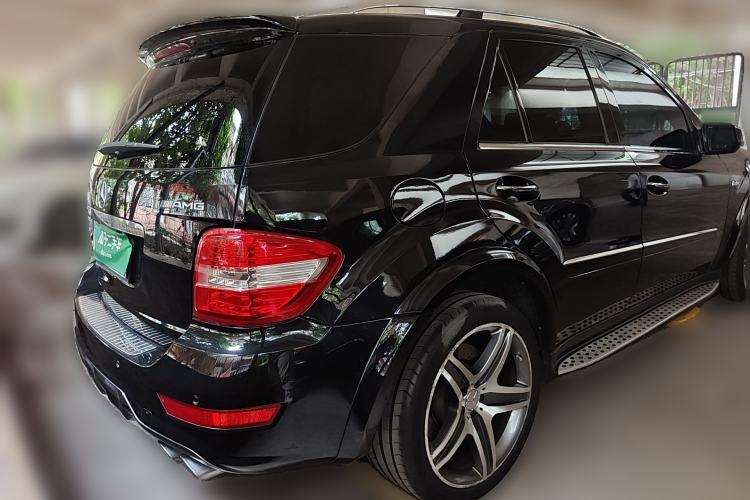 Used Mercedes-Benz M-Class AMG 2011 AMG ML 63 Rear Right 45 Deg