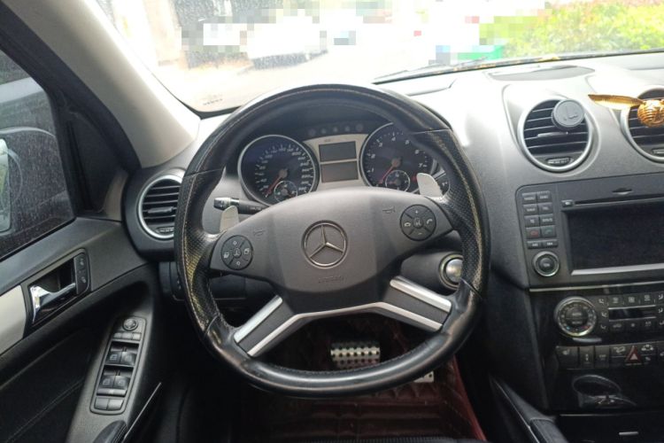 Used Mercedes-Benz M-Class AMG 2011 AMG ML 63 Steering Wheel