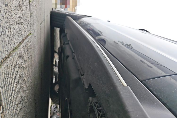 Used Mercedes-Benz M-Class AMG 2012 AMG ML 63 Chassis Front Right