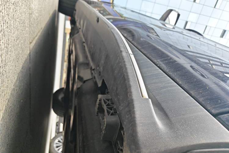 Used Mercedes-Benz M-Class AMG 2012 AMG ML 63 Chassis Rear Left