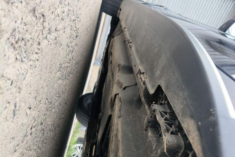 Used Mercedes-Benz M-Class AMG 2012 AMG ML 63 Chassis Rear Left