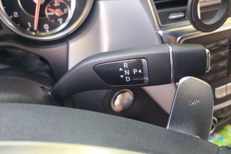Used Mercedes-Benz M-Class AMG 2012 AMG ML 63 Gear Lever