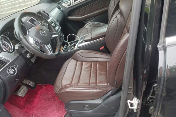 Used Mercedes-Benz M-Class AMG 2012 AMG ML 63 Left Front Seat