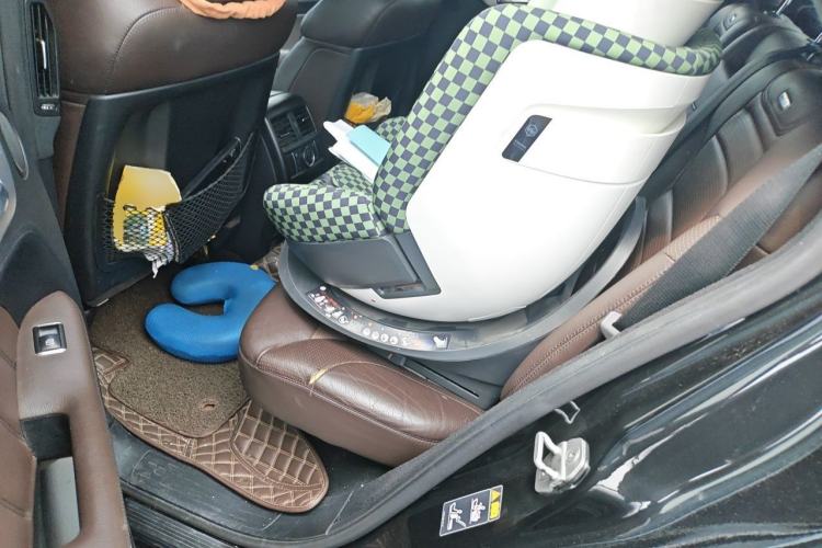 Used Mercedes-Benz M-Class AMG 2012 AMG ML 63 Left Rear Seat