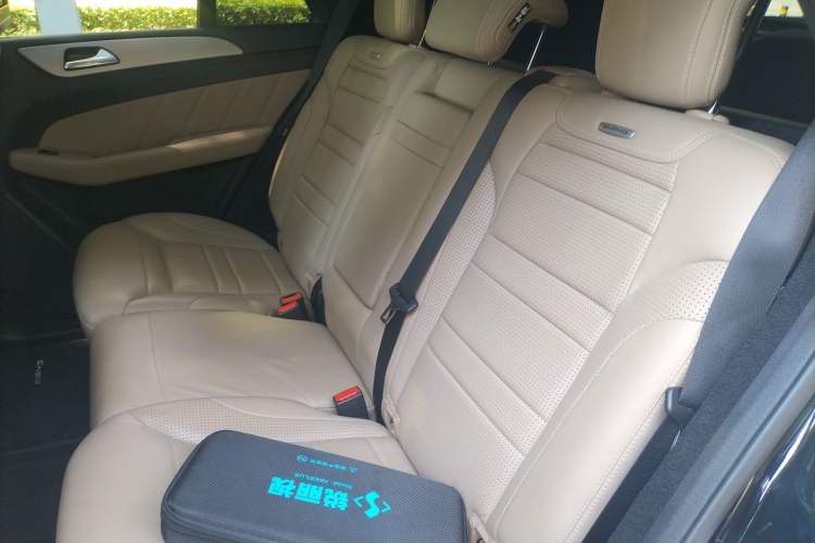 Used Mercedes-Benz M-Class AMG 2012 AMG ML 63 Left Rear Seat