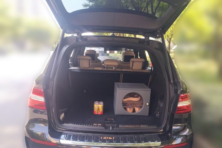 Used Mercedes-Benz M-Class AMG 2012 AMG ML 63 Trunk