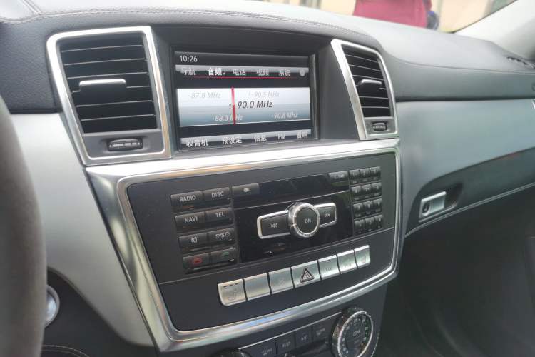 Used Mercedes-Benz M-Class AMG 2012 AMG ML 63 Audio And AC Panel