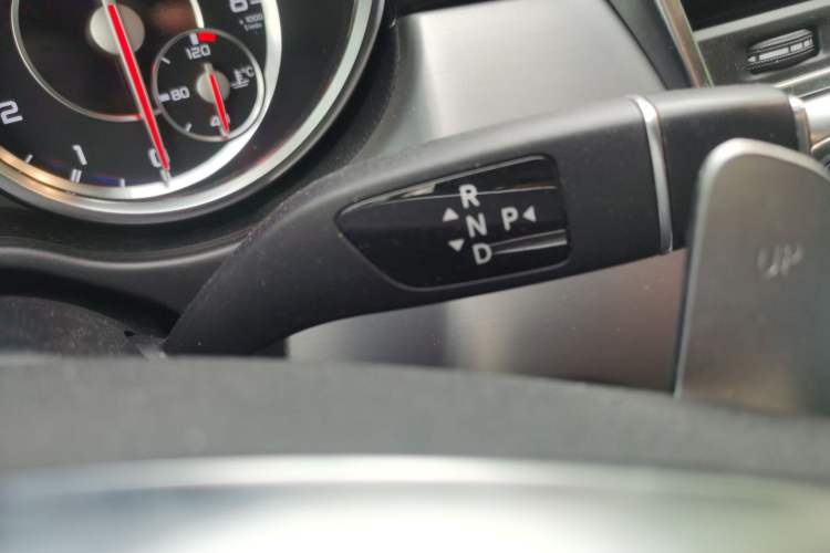 Used Mercedes-Benz M-Class AMG 2012 AMG ML 63 Gear Lever
