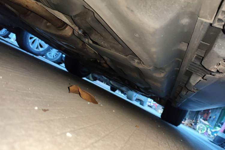 Used Mercedes-Benz M-Class AMG 2014 AMG ML 63 Chassis Rear Right