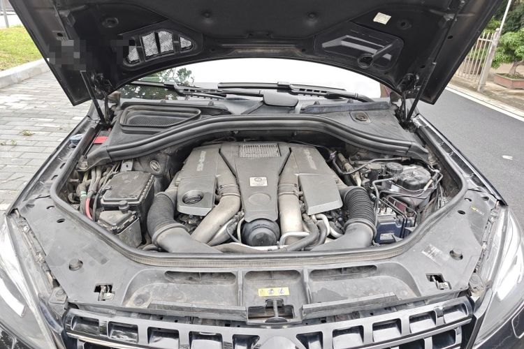 Used Mercedes-Benz M-Class AMG 2014 AMG ML 63 Engine Bay