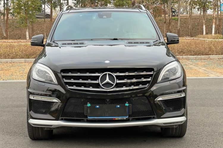 Used Mercedes-Benz M-Class AMG 2014 AMG ML 63 Exterior 1