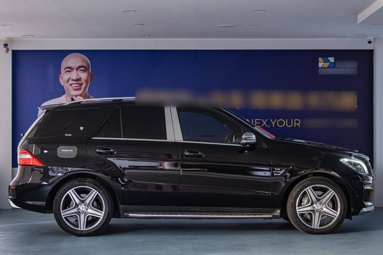 Used Mercedes-Benz M-Class AMG 2014 AMG ML 63 Exterior 2