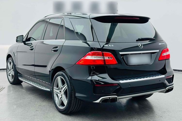 Used Mercedes-Benz M-Class AMG 2014 AMG ML 63 Exterior 2