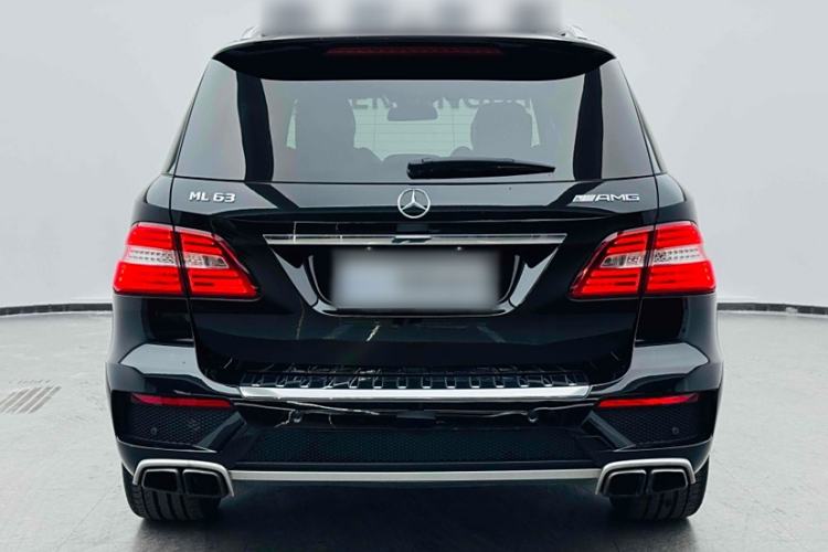 Used Mercedes-Benz M-Class AMG 2014 AMG ML 63 Exterior 5