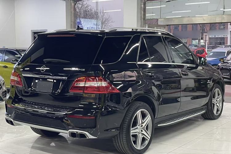 Used Mercedes-Benz M-Class AMG 2014 AMG ML 63 Exterior 5