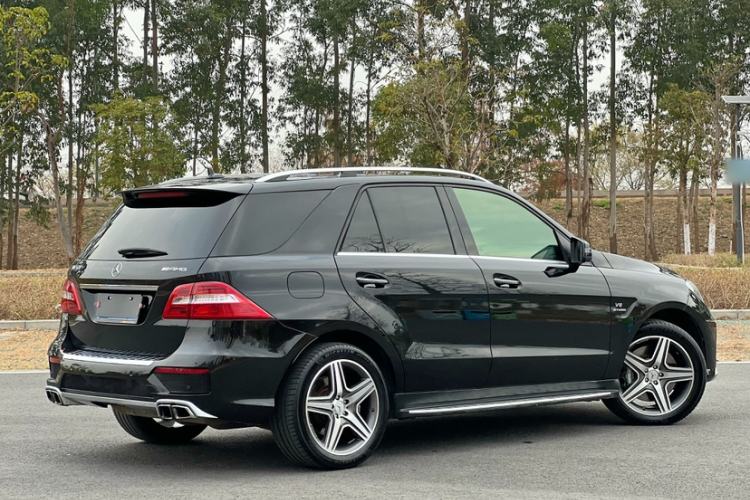 Used Mercedes-Benz M-Class AMG 2014 AMG ML 63 Exterior 6