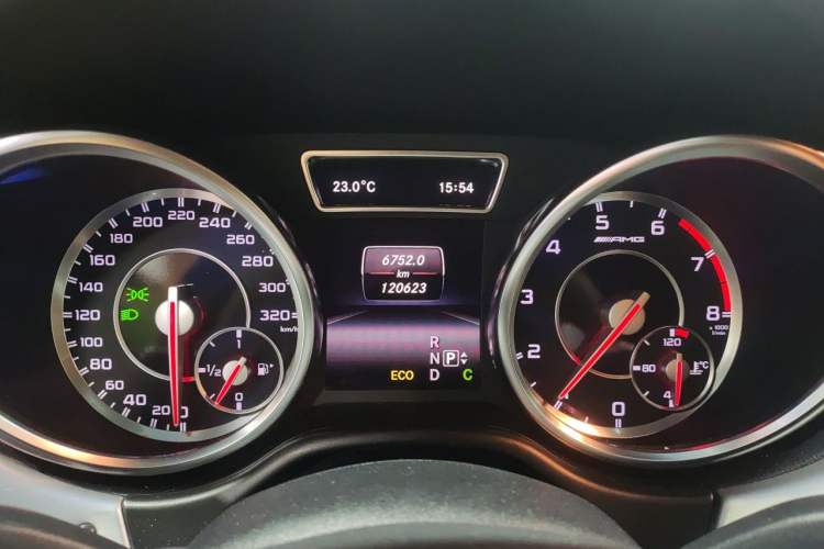 Used Mercedes-Benz M-Class AMG 2014 AMG ML 63 Instrument Cluster