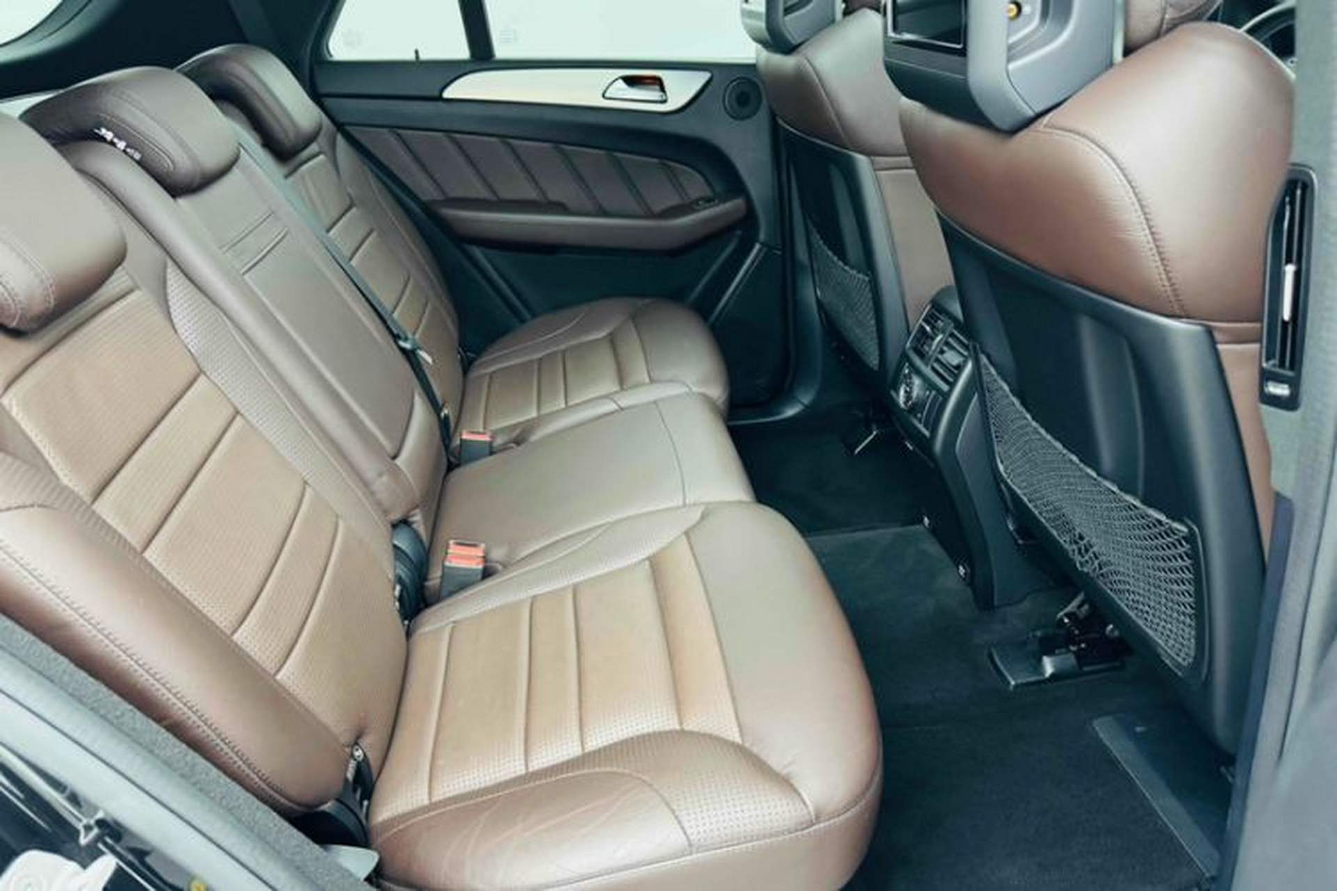 Used Mercedes-Benz M-Class AMG 2014 AMG ML 63 Interior 12